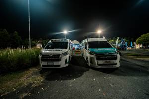 BIB: 4300
                            <button type="button" onclick="openModal(22791151)" class="btn btn-primary btn-sm float-right btn-popup" data-toggle="modal" data-target=".modal-high-quality">
                        <i class="fas fa-shopping-cart"></i> Add to Cart
                    </button>
                                            <button type="button" onclick="isThisMe(22791151, true)" class="btn btn-success btn-sm float-right btn-popup btn-isme hidden" data-toggle="tooltip" data-placement="bottom" title="นี่คือรูปของคุณใช่ไหม คลิกที่นี่เพื่อเอาเข้าอัลบั้ม">
                        <i class="fas fa-plus"></i> Add to album
                    </button>
                    <button type="button" onclick="isThisMe(22791151, false)" class="btn btn-warning btn-sm float-right btn-popup btn-isnotme hidden">
                        <i class="fas fa-ban"></i> Remove from album
                    </button>